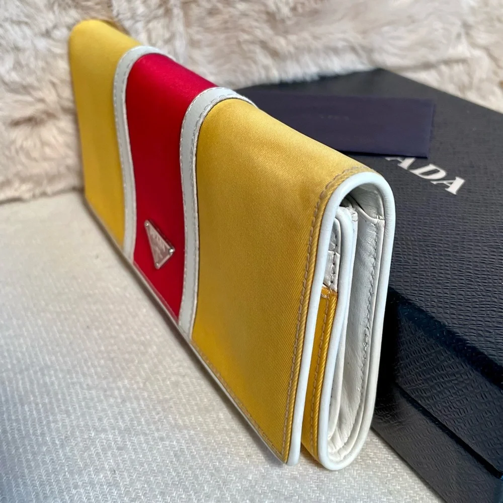 PRADA ❤️💛 nylon and white leather WOC wallet with unbranded insert and chain - Picture 5 of 16